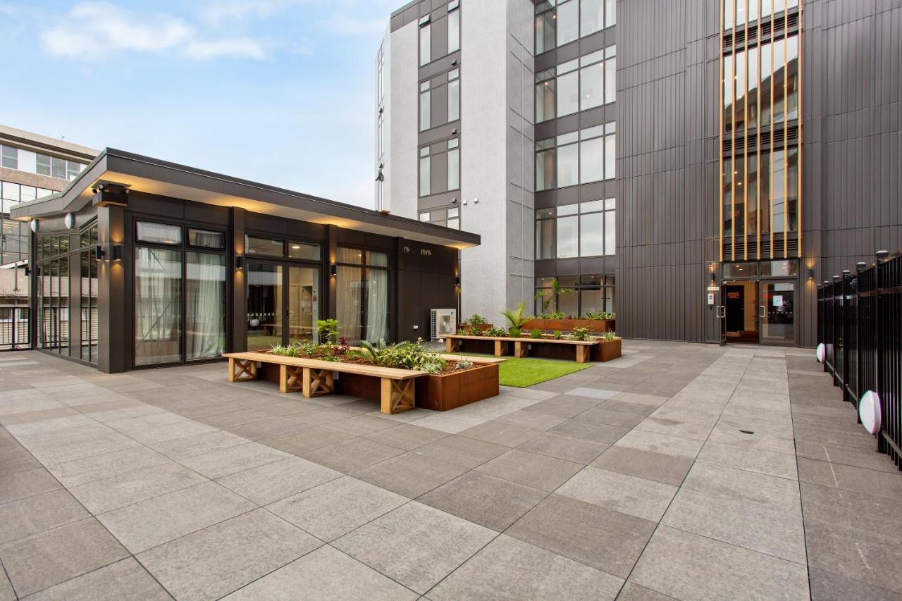 Ramada By Wyndham Newmarket Оукланд Екстериор снимка