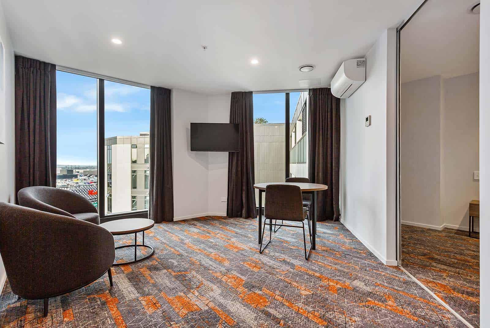 Ramada By Wyndham Newmarket Оукланд Екстериор снимка