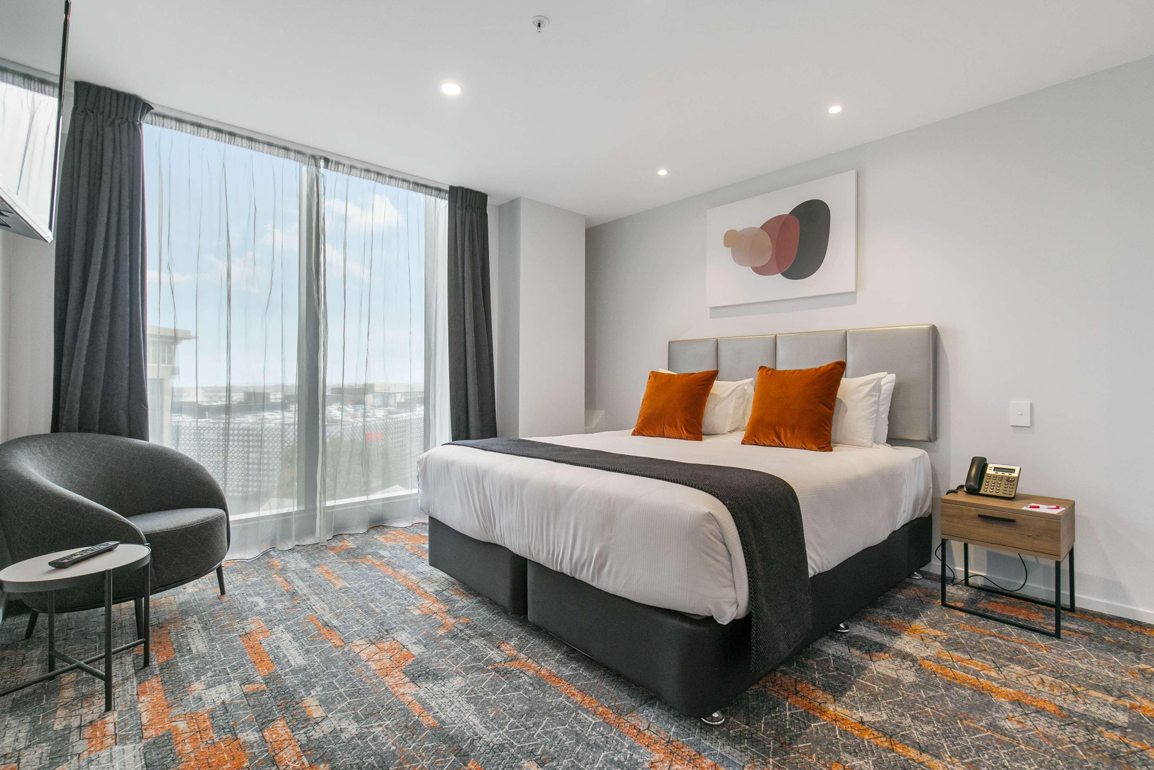 Ramada By Wyndham Newmarket Оукланд Екстериор снимка