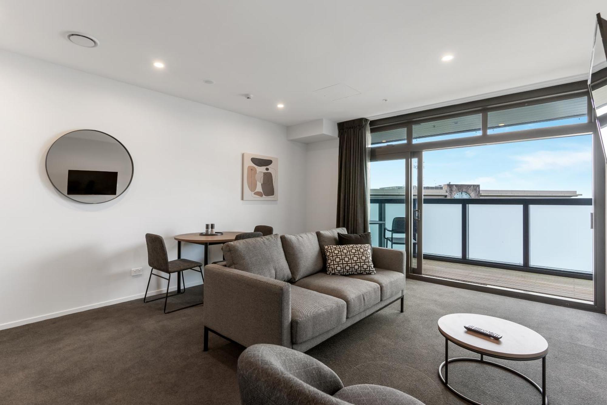 Ramada By Wyndham Newmarket Оукланд Стая снимка